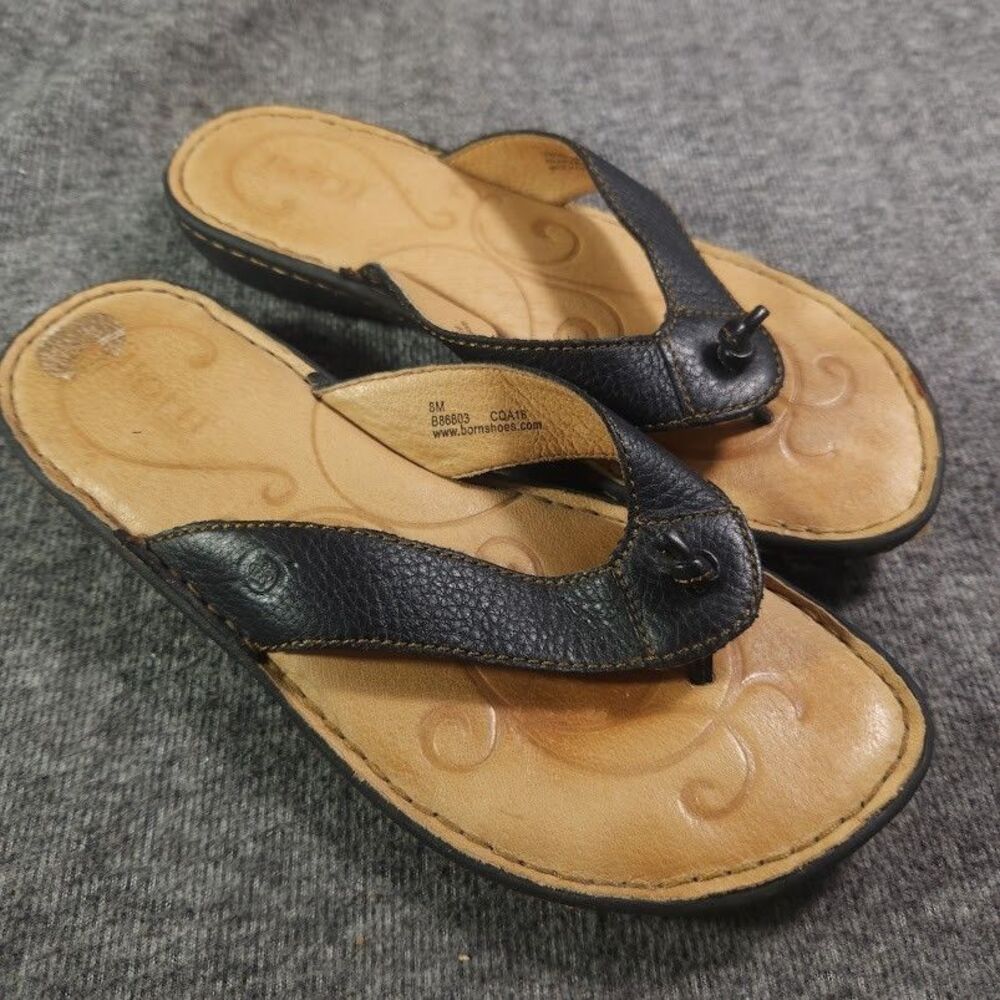 Born Womens Size 8M Thong Flip Flop Sandals Black Leather Opanka Slides B86803